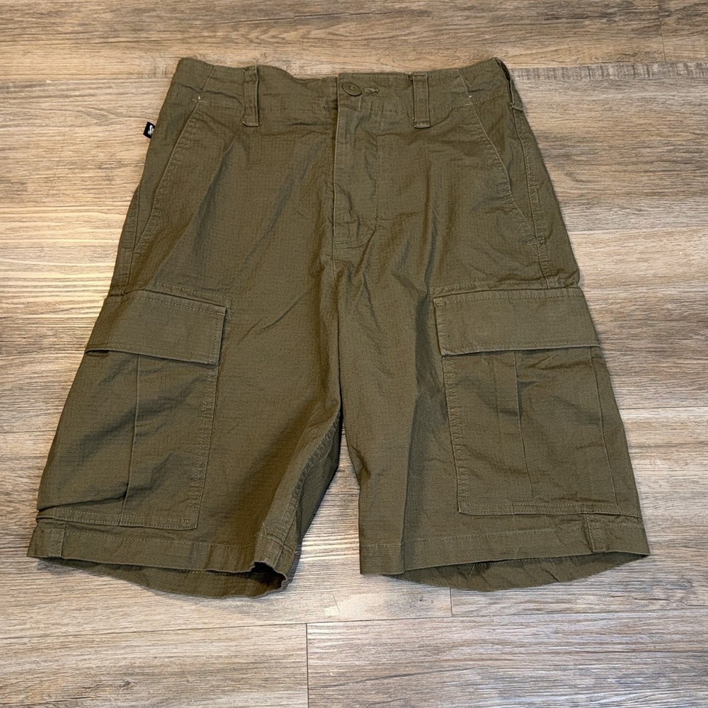 Nike SB Long Cargo Shorts Casual Solid Army Green FQ0424-222 $85 Mens Size 26